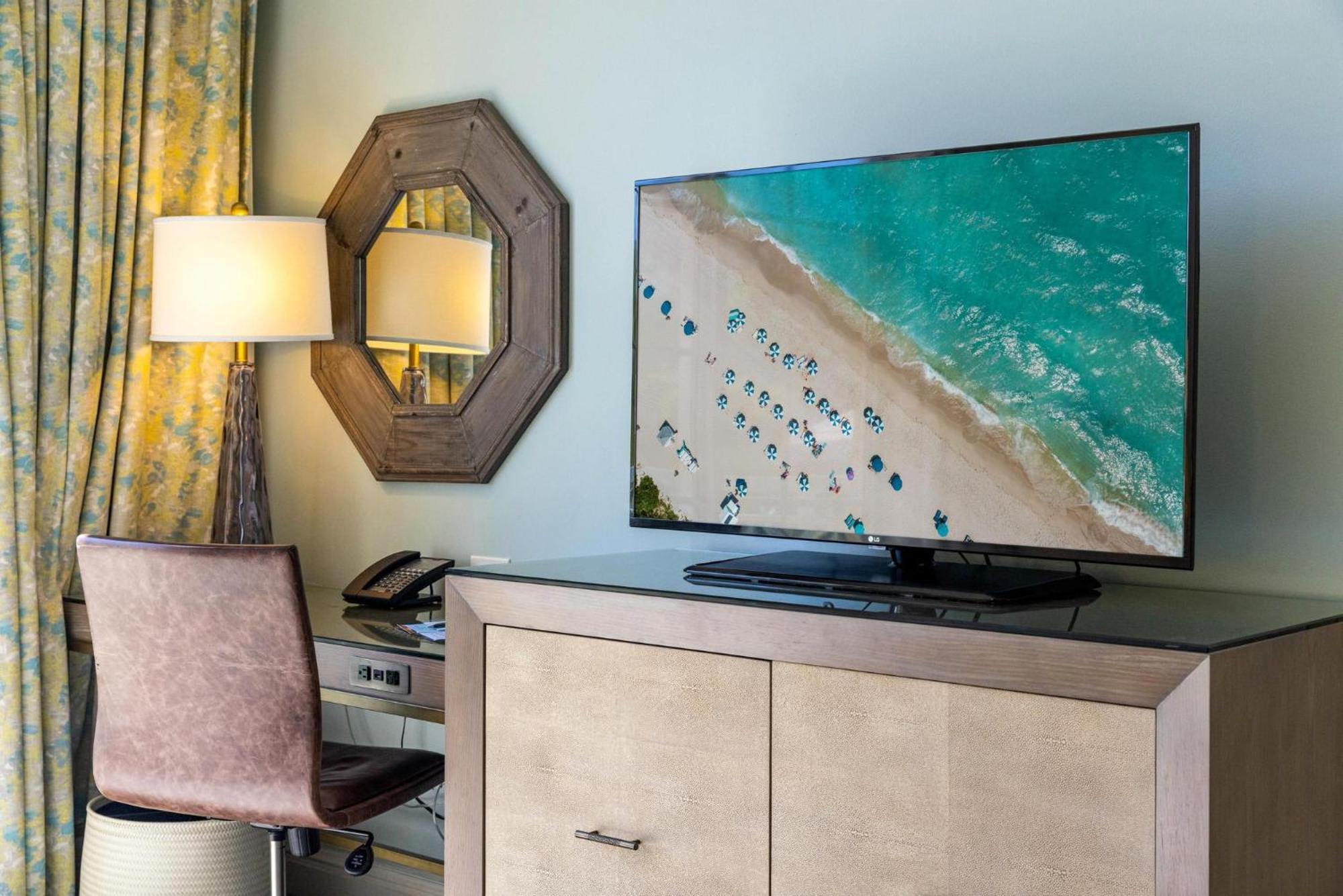 Lovely Deluxe Unit Located At Ritz Carlton - Key Biscayne! Hébergement de vacances *